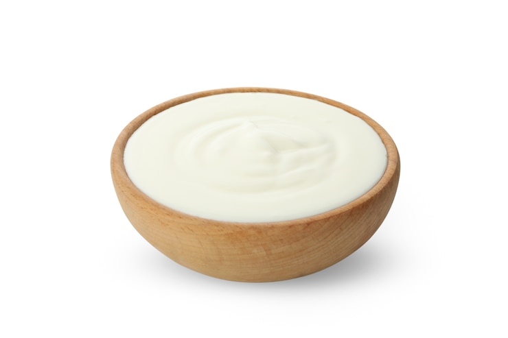 bowl-sour-cream-yogurt-isolated-white_185193-18376